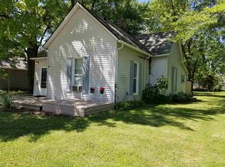 804 Oak St, Marshall, IL 62441