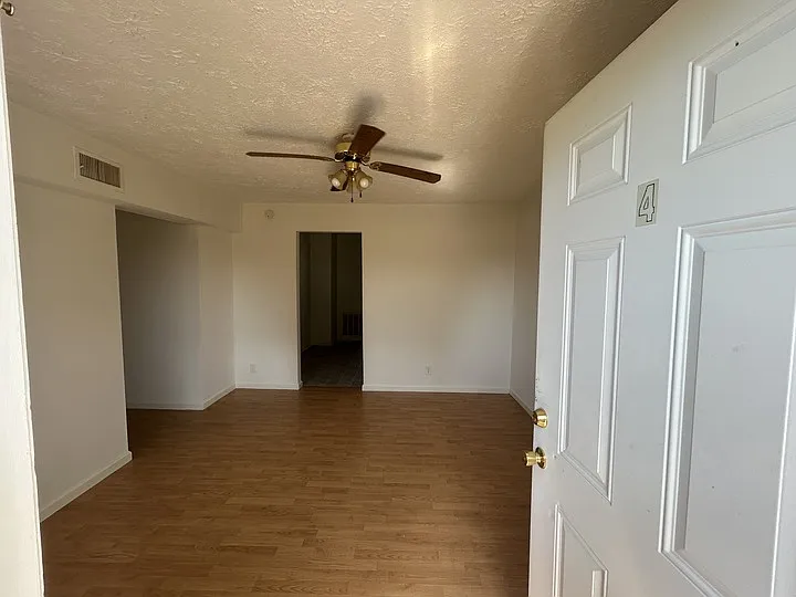 132 E Winchester St #4 — Photo 9