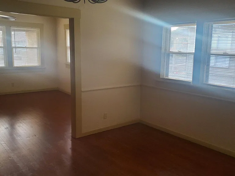 704 S Kentucky St — Photo 6