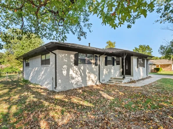 604 Maria St, Springdale, AR 72762