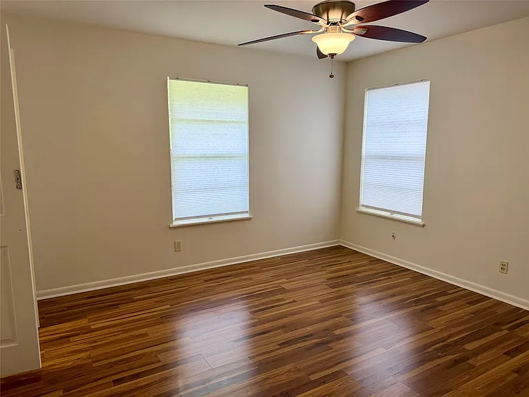 5510 Delwood Dr — Photo 7