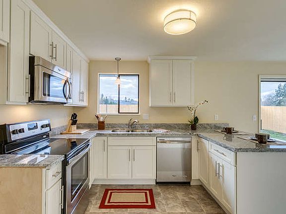 4th image of 624 23rd St NW