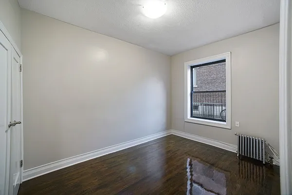 Rented by MNS | media 12