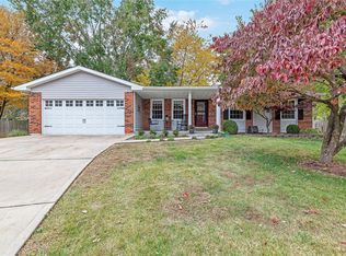 4 El Gato Ct, Saint Peters, MO 63376