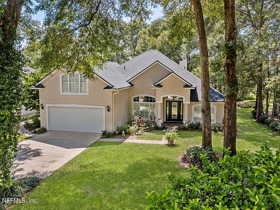 2nd image of 11794 DONATO Drive