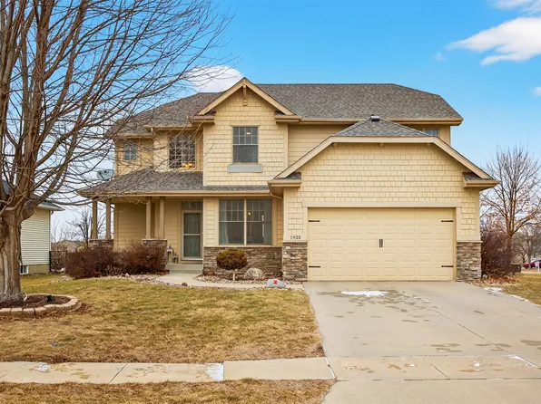 1925 SE Leeann Dr, Waukee, IA 50263