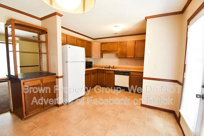 2 bed, 2.0 bath, 1000 sqft, $995 — Photo 3