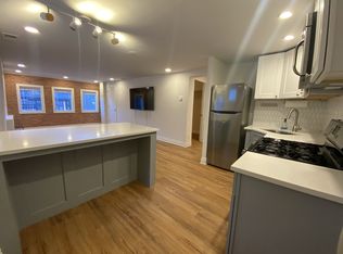 3143 S Halsted St APT 1F, Chicago, IL 60608