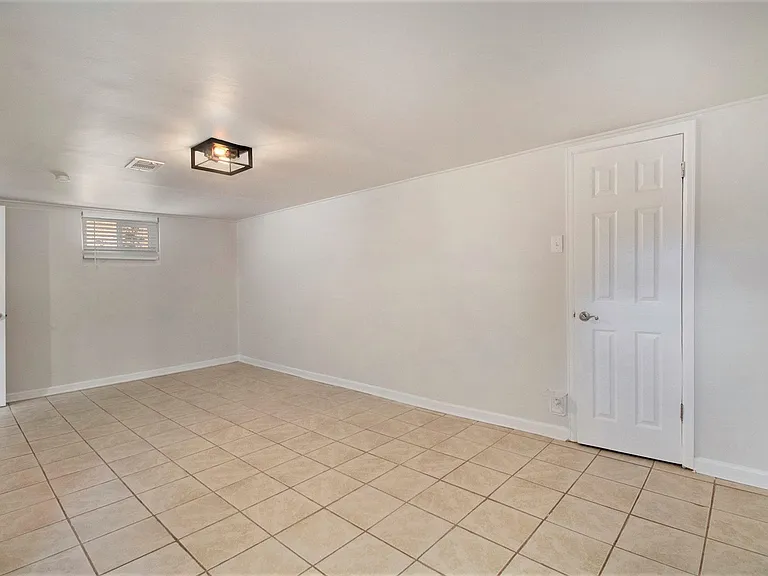 3111 S Emerson St — Photo 11