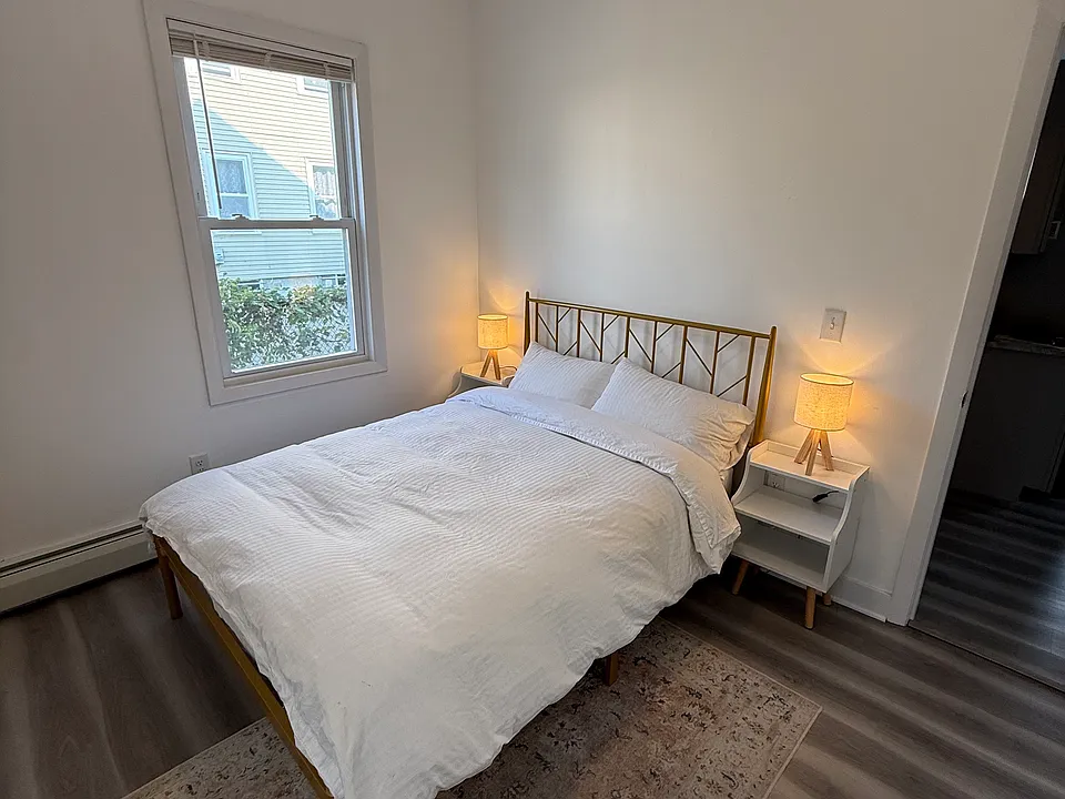 27 Candace St #1