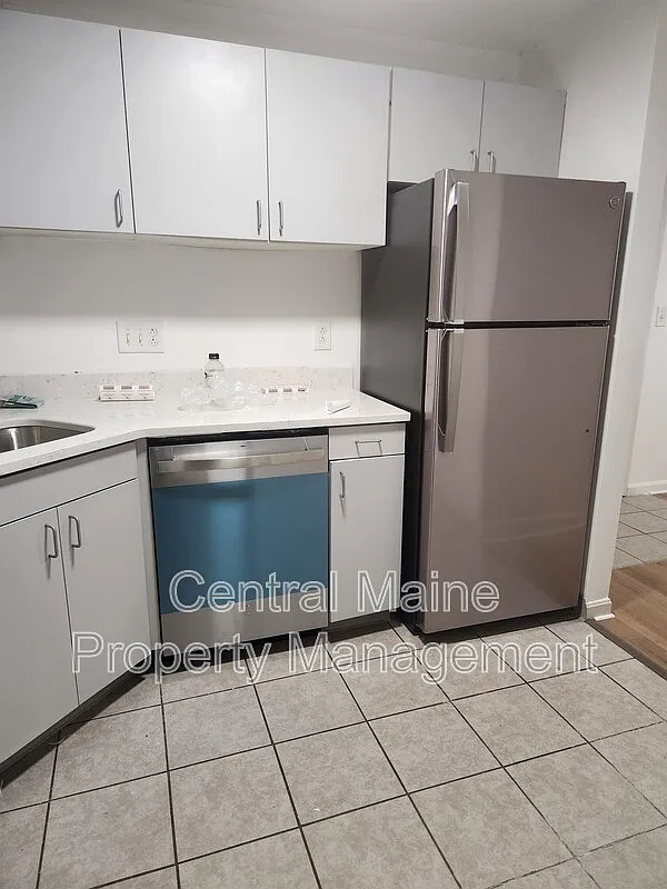 2 bed, 1.0 bath, 900 sqft, $1,650 — Photo 4