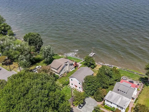 145 Chesapeake Ave, Prince Frederick, MD 20678