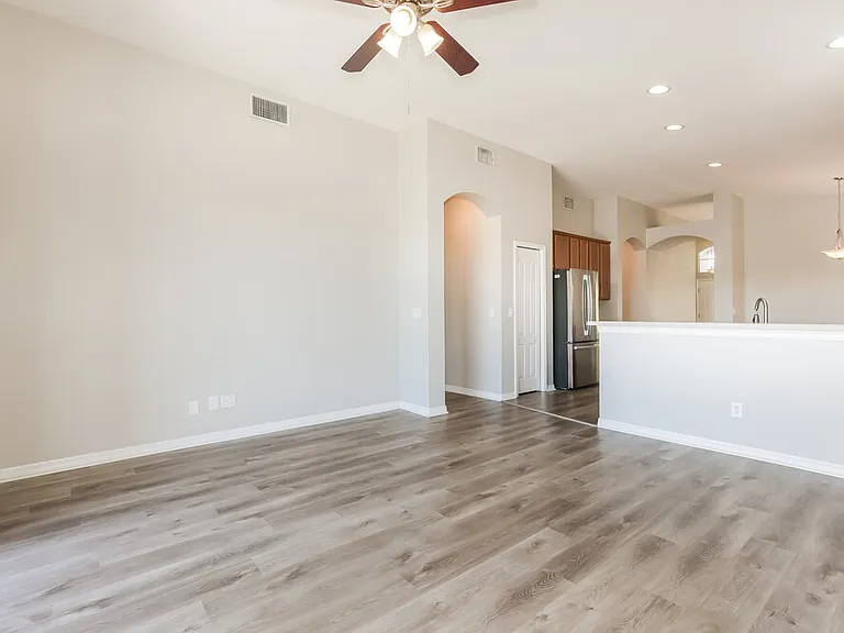 5234 Clover Mist Dr — Photo 4