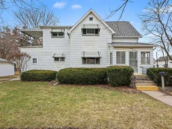 1817 15th St, Bay City, MI 48708