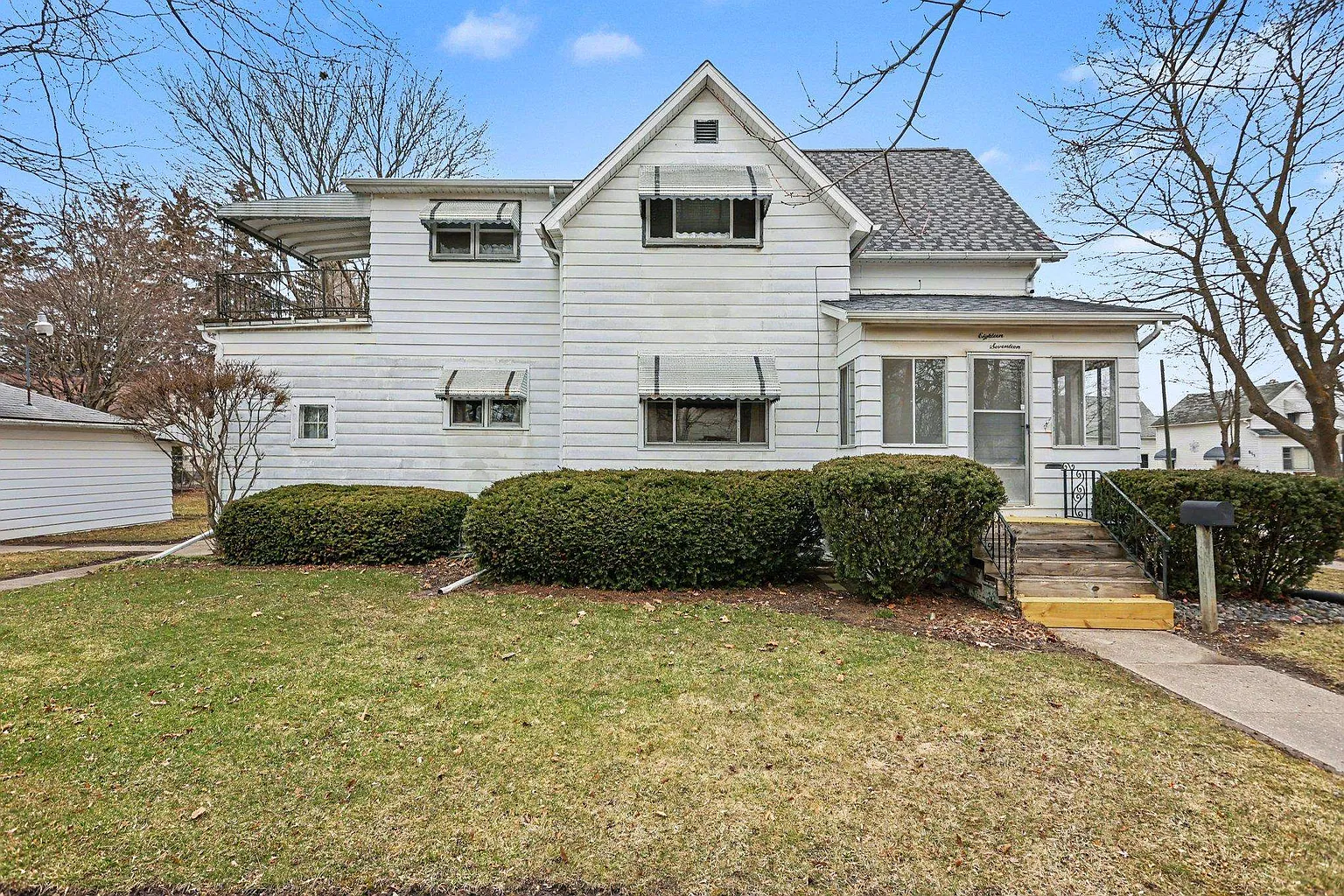1817 15th St photo 1
