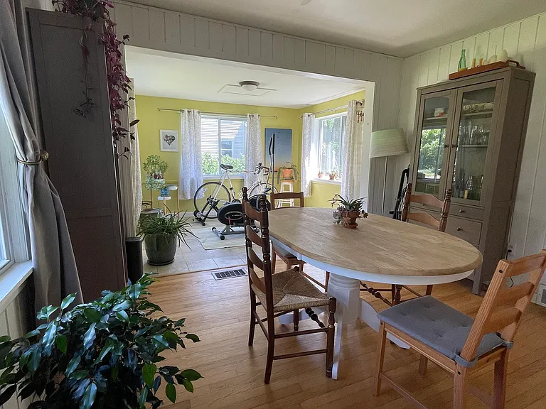 49 Western Ave — Photo 6