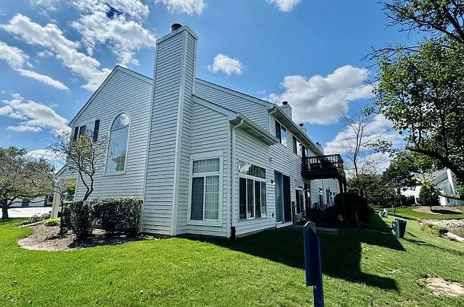 1046 Ripple Rdg