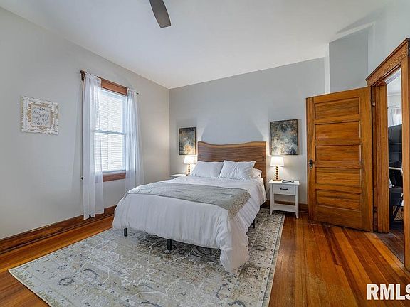 5th image of 1805 Spring St