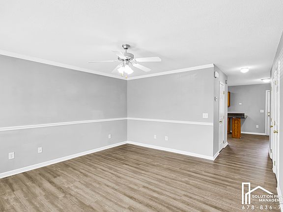4th image of 141 Madison Pl