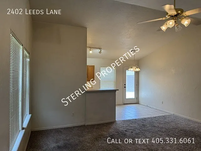 2402 Leeds Ln — Photo 4