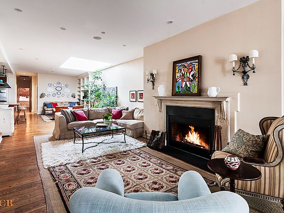 2nd image of 405 Greenwich St APT 6