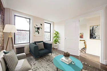 Rented by R New York