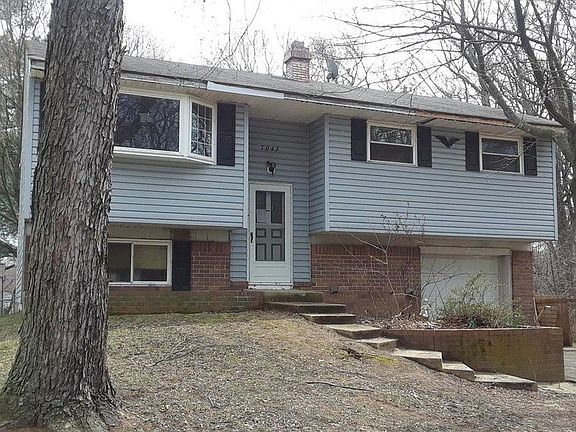 2nd image of 7043 Cresthaven Dr