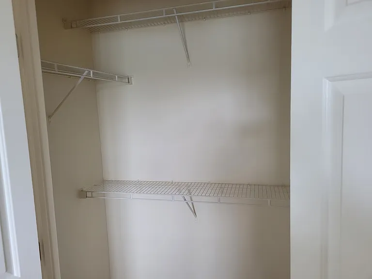 490 Bedford St #225 — Photo 11