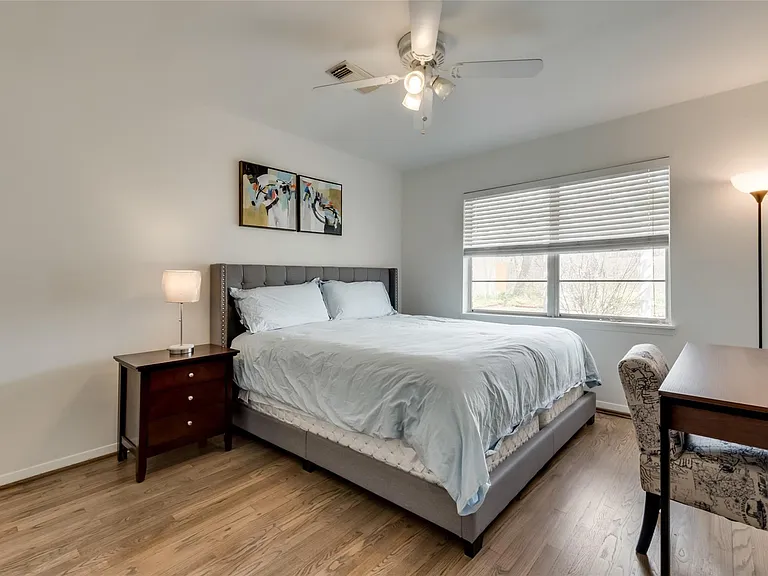 5118 Sanford Rd — Photo 10
