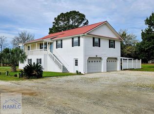 387 River Rd, Midway, GA 31320