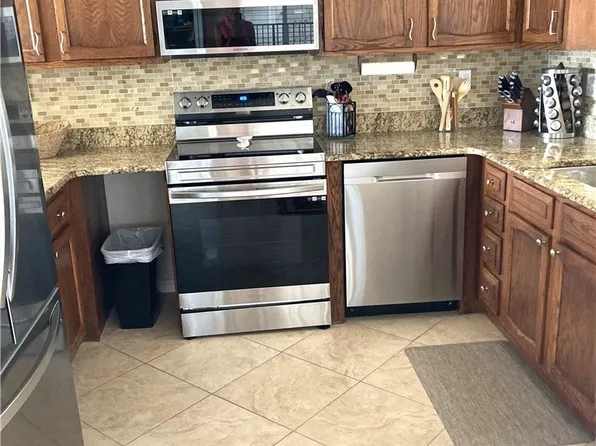 4160 Steamboat Bnd E APT 403, Fort Myers, FL 33919