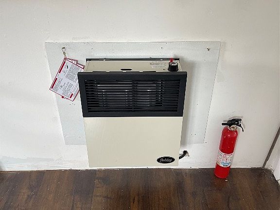 4th image of 10 Lower Rader Creek Rd