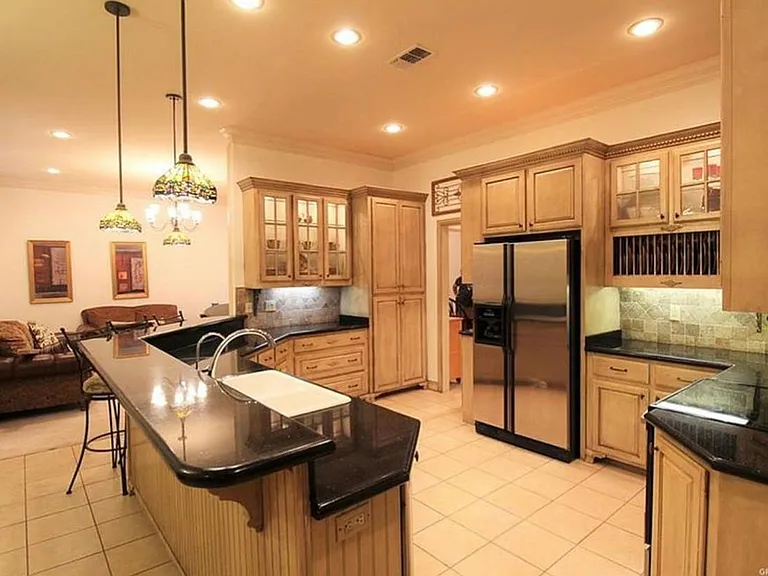 3003 Wisteria Dr — Photo 14
