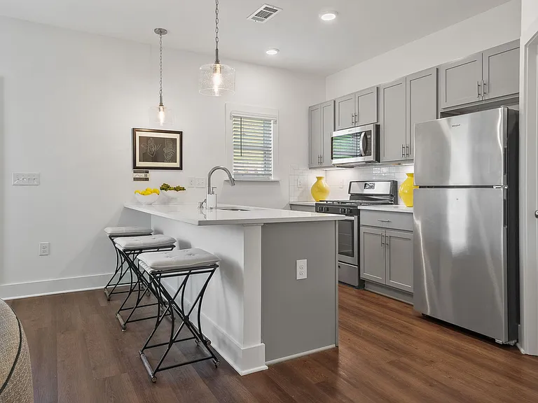 236 Huntley Knoll Pl — Photo 3