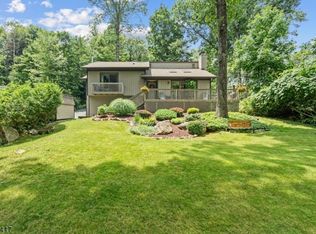 407 Springbrook Trl, Sparta, NJ 07871