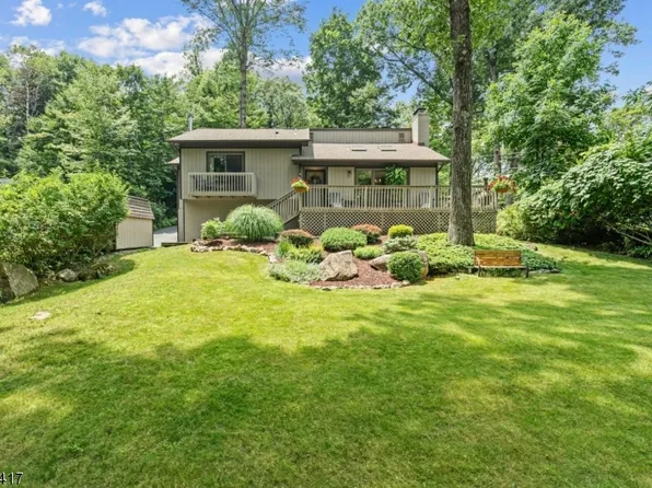 407 Springbrook Trl, Byram Twp., NJ 07871