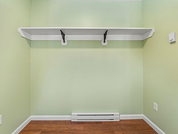 4th image of 28 Flybox Road