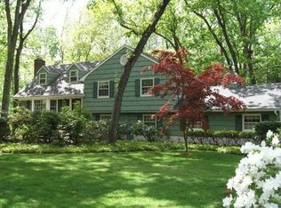 85 Castles Dr, Wayne, NJ 07470