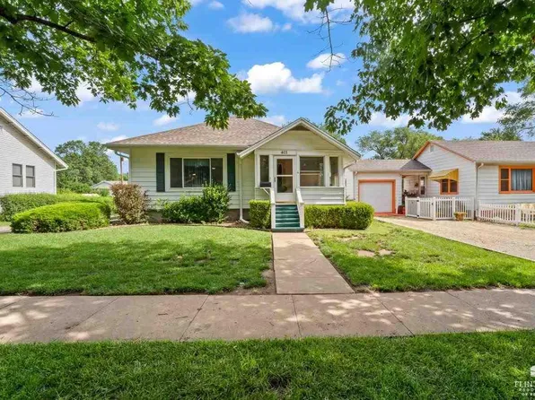 405 NE 10th St, Abilene, KS 67410