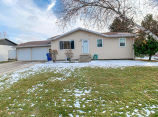 206 Lovejoy Ln, Aurora, SD 57002