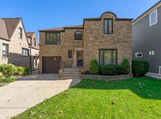 3533 Maple Ave, Berwyn, IL 60402