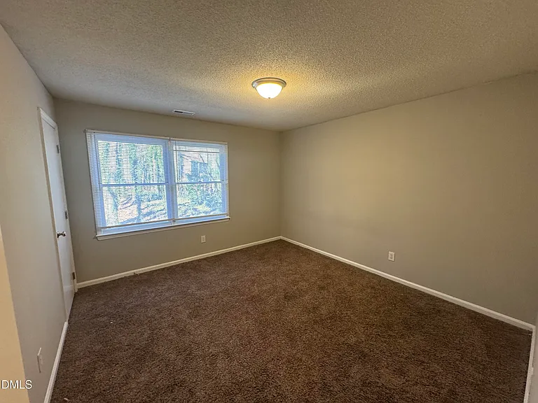 5105 Vann St #C — Photo 7