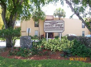 4250 NW 21st St, Lauderhill, FL 33313