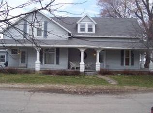 206 S Cherry St, Akron, IN 46910