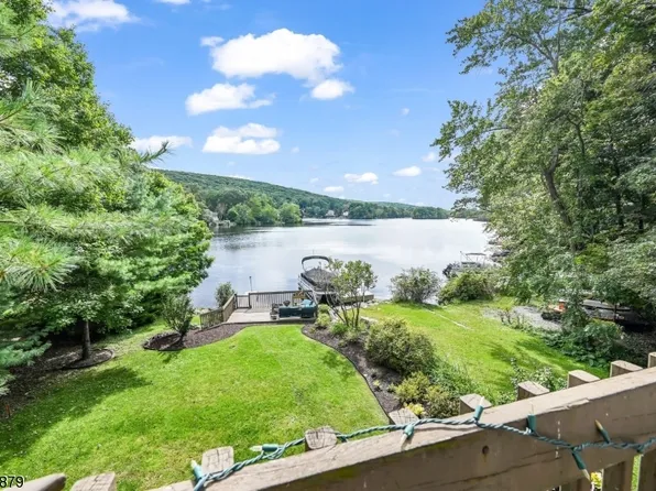 377 Lake Shore Dr, West Milford Twp., NJ 07421