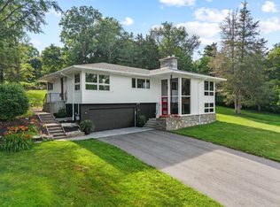 381 Fitch Hill Rd, Uncasville, CT 06382