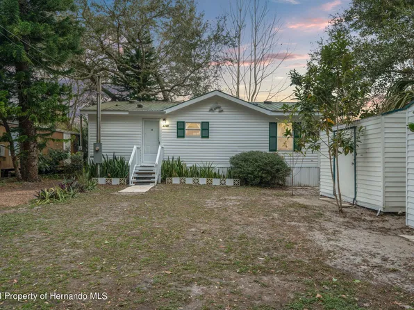 6785 E Richard Dr, Weeki Wachee, FL 34607