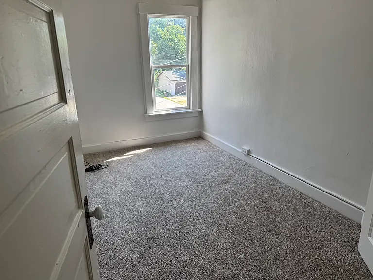 1417 Washington St — Photo 5