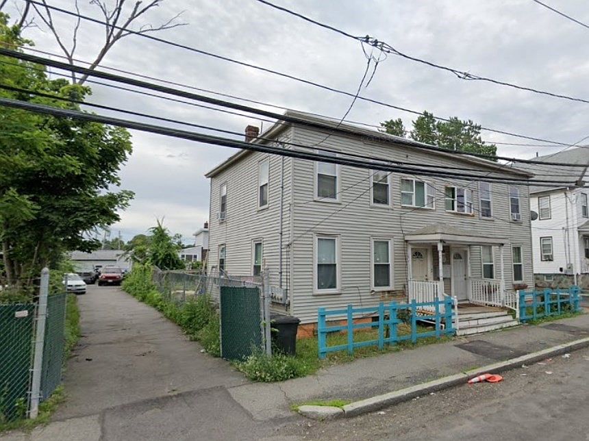 2nd image of 84-84 Park St #86