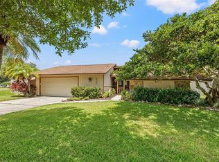 9337 Rustic Pines Blvd E, Seminole, FL 33776